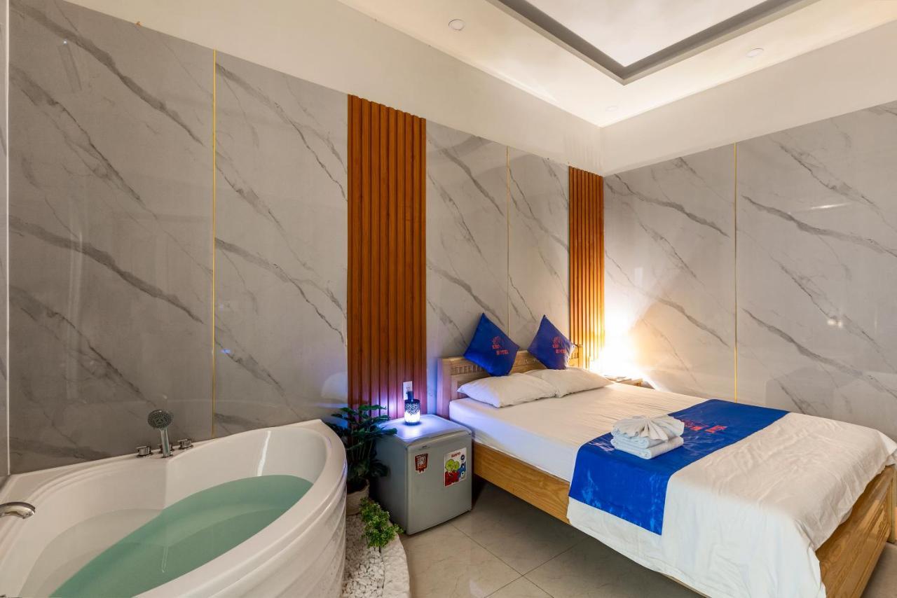 HIKARI KIS'S Hotel Tân Bình Thành Pho Ho Chí Minh Esterno foto