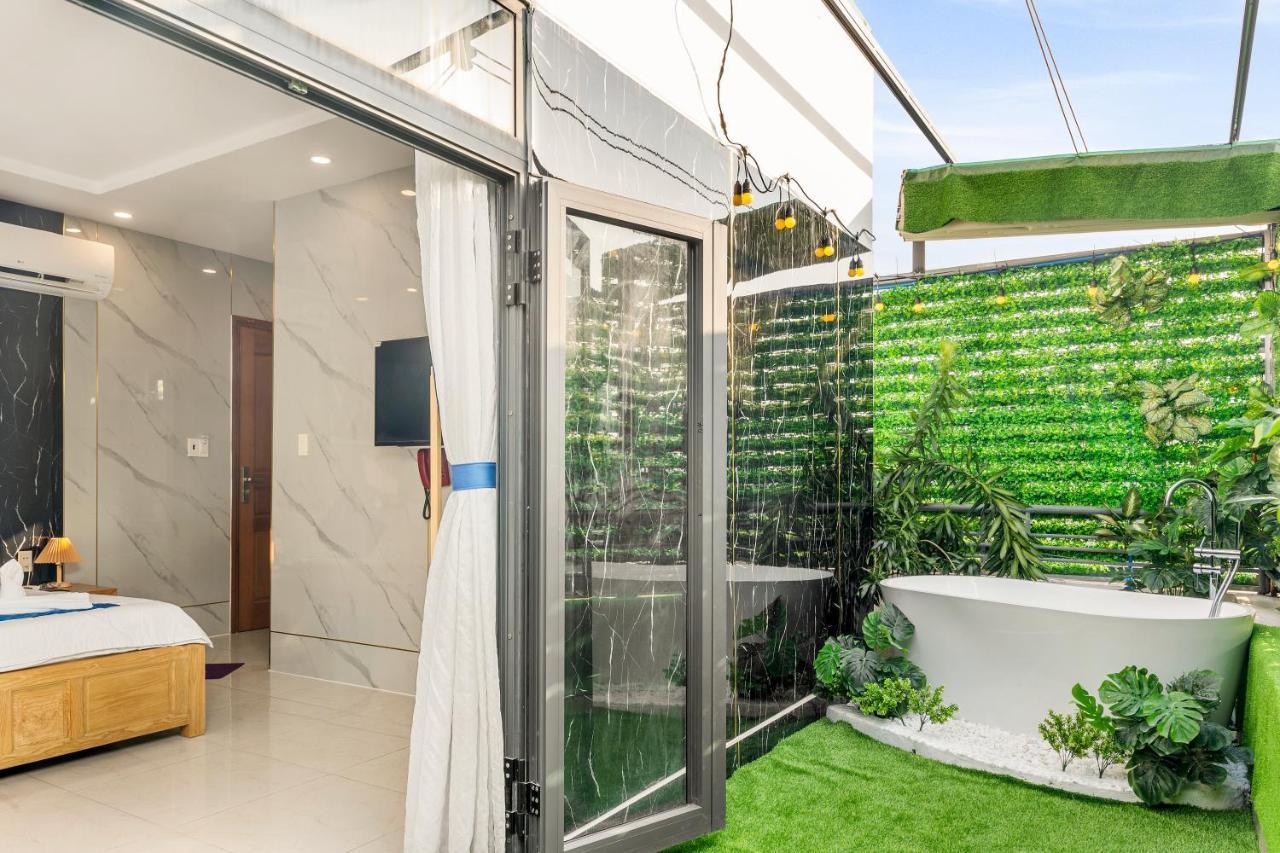 HIKARI KIS'S Hotel Tân Bình Thành Pho Ho Chí Minh Esterno foto